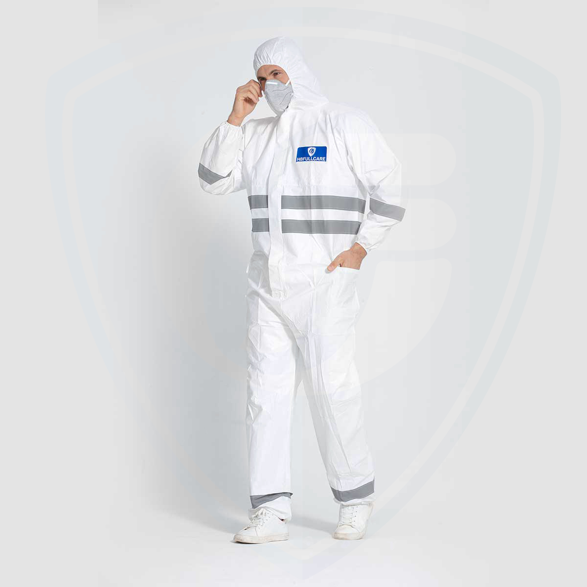 Disposable Non-woven Reflective Treatment Coverall with Hood Breathable Eco-friendly